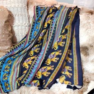 Long scarf The Preserve beautiful designer 100% Acrylics